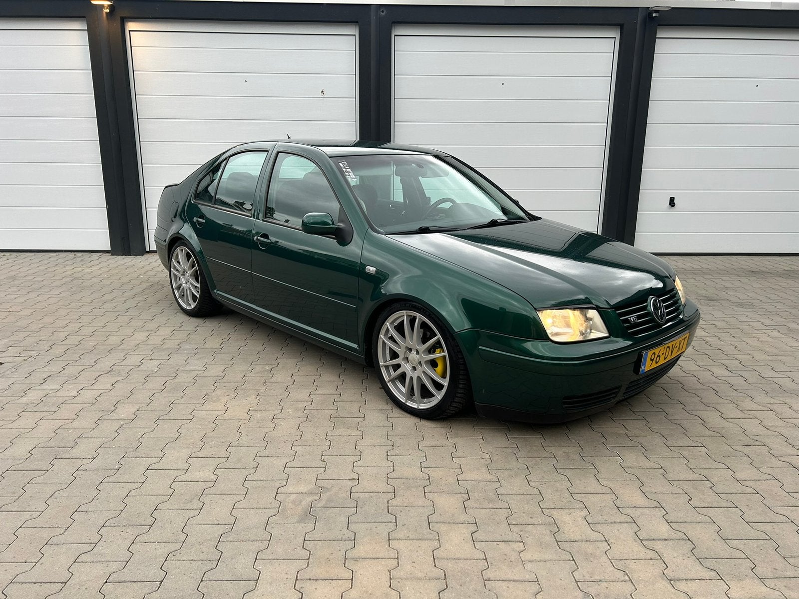Volkswagen Bora 2.3 110KW 2000 Groen, Auto's, Volkswagen, Voorwielaandrijving, Bora, Particulier, Sedan