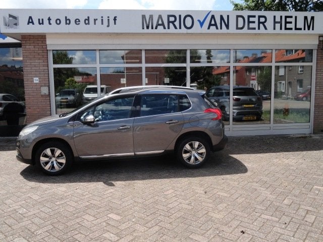 Peugeot 2008 1.2 VTi Allure Pack Premium Plus Airco / Navi, Voorwielaandrijving, Euro 5, Stof, Zwart
