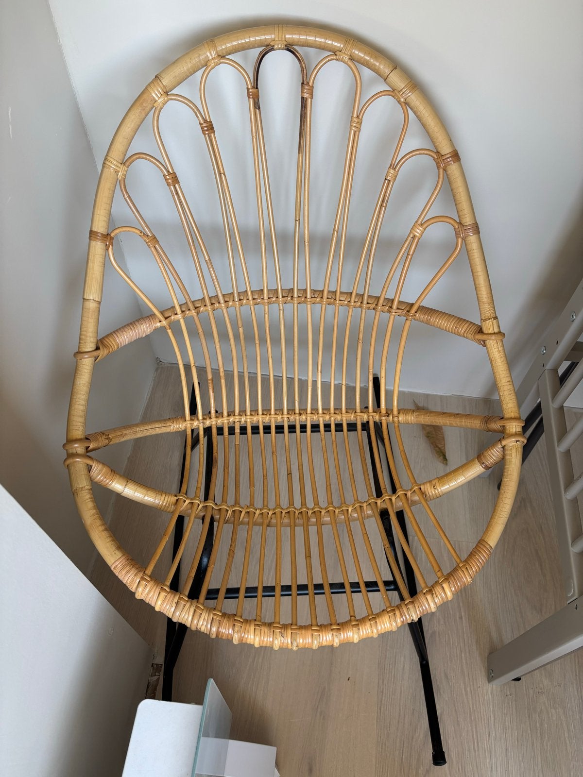 Rotan wipstoel, Huis en Inrichting, Stoelen, Ophalen, Gebruikt, Overige kleuren, Riet of Rotan