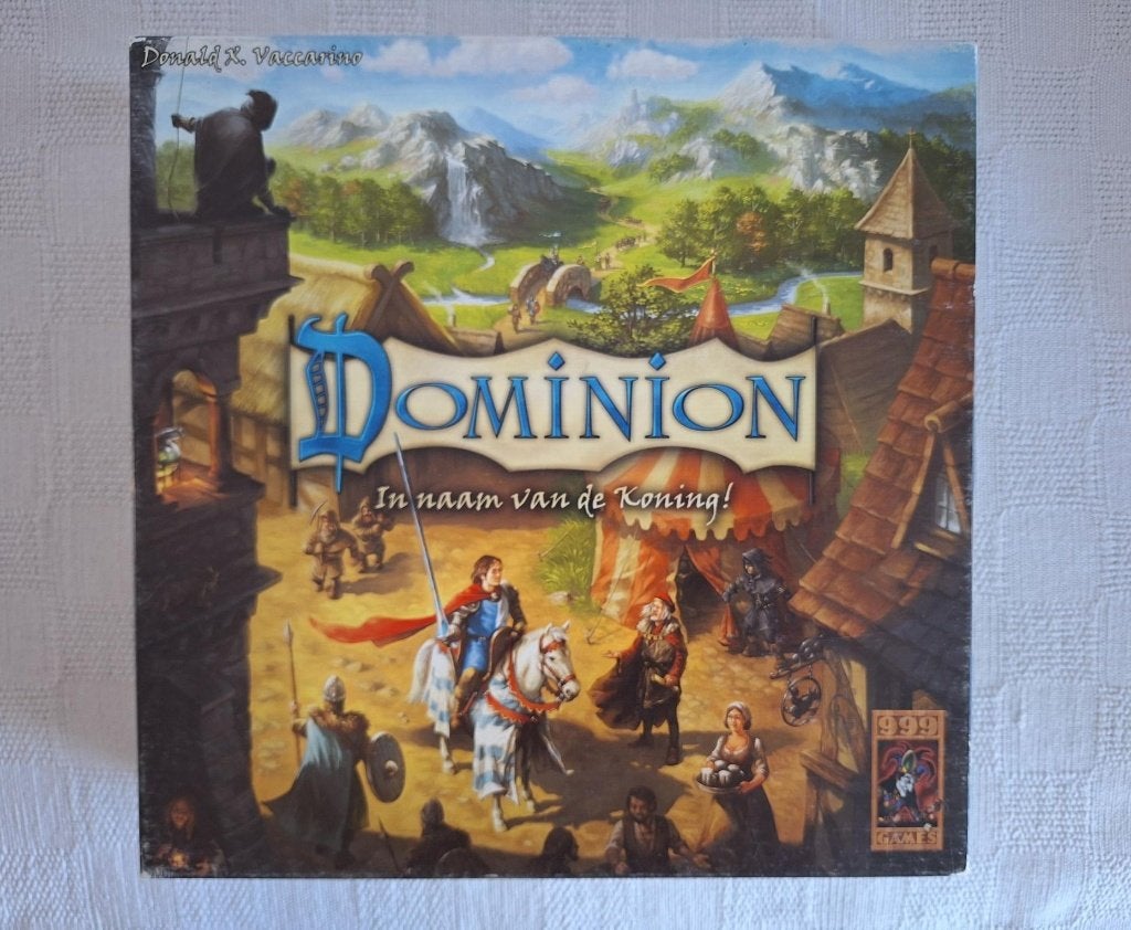 Dominion In naam van de koning!, Drie of vier spelers, Ophalen of Verzenden, Gebruikt, 999 Games