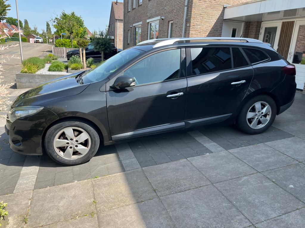 Renault Mégane 1.4 16V TCE 96KW Estate 2009 Zwart, Auto's, Voorwielaandrijving, 15 km/l, 680 kg, 4 cilinders