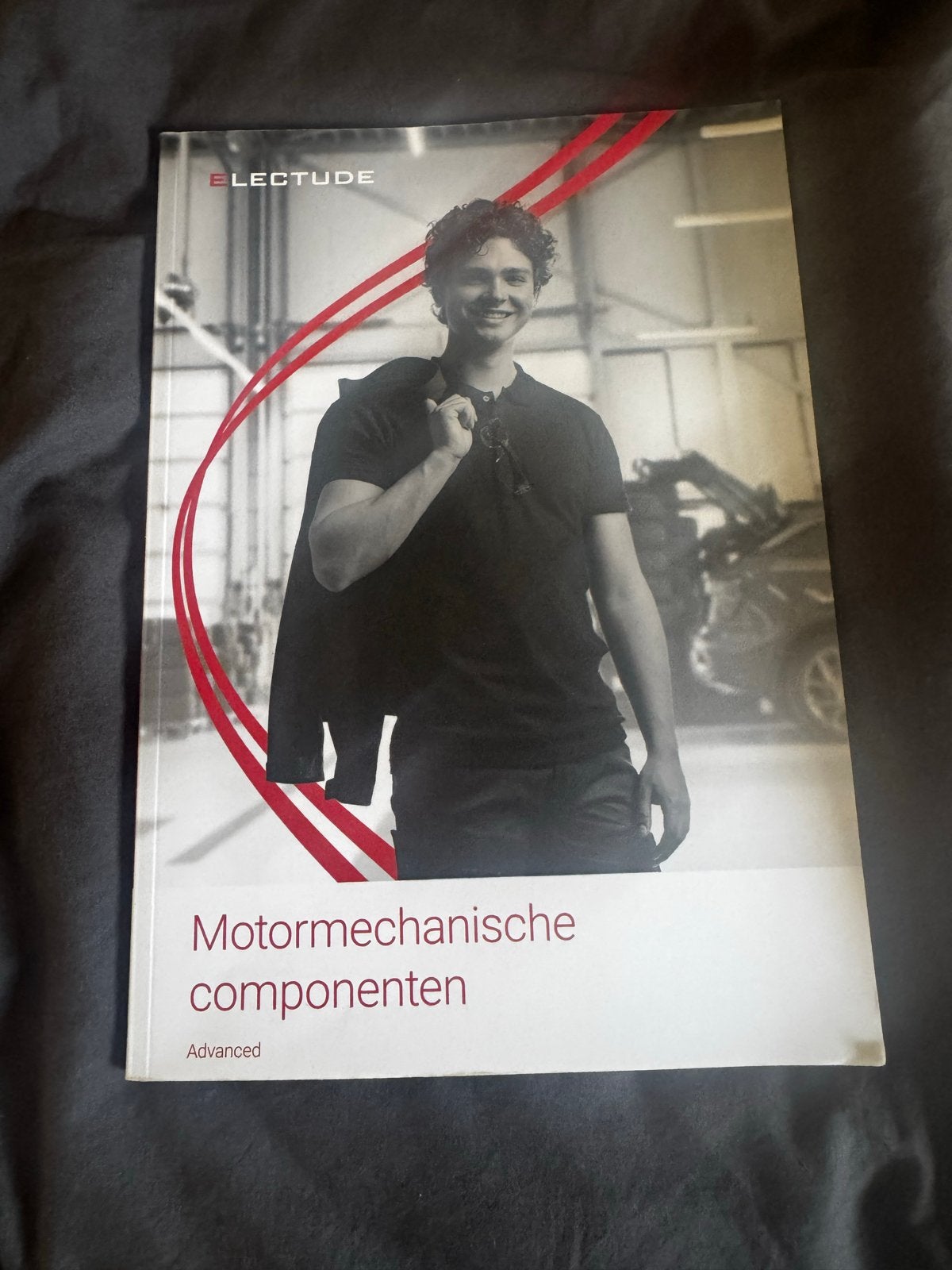 Electude Motormechanische componenten Advanced, Ophalen of Verzenden, Beta, Zo goed als nieuw, MBO