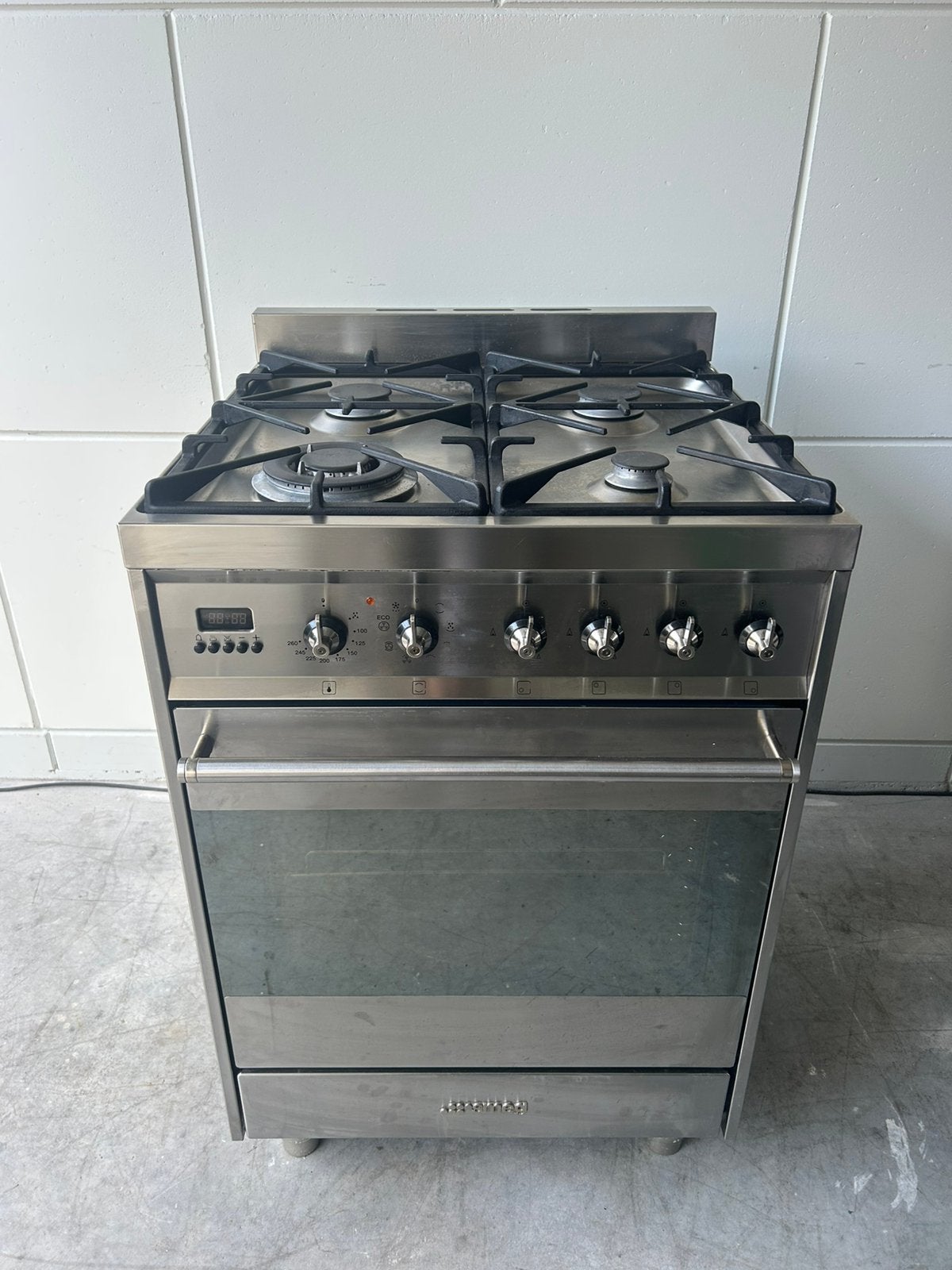 Smeg rvs gasfornuis wok grill hetelucht 60cm breed, Gebruikt, 60 cm of meer, Energieklasse A of zuiniger, Gas