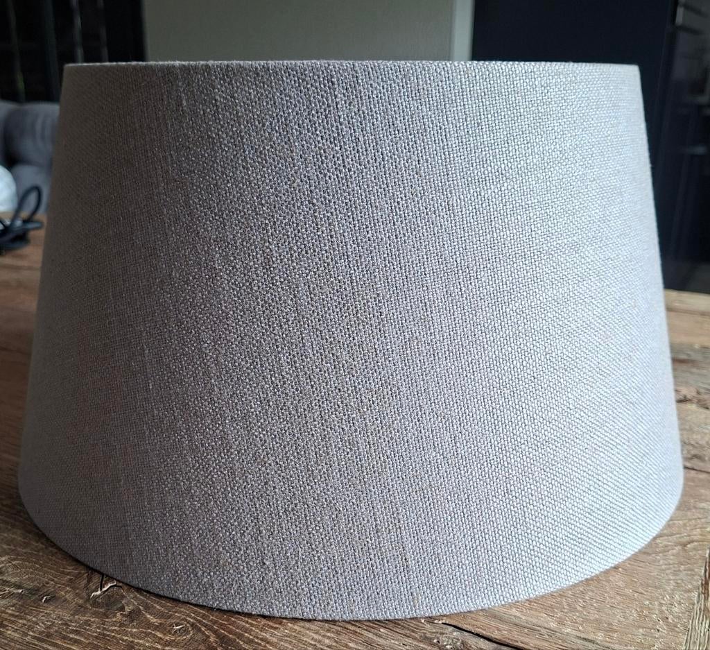 Lampenkap linnen taupe, Huis en Inrichting, Lampen | Lampenkappen, Overige kleuren, 25 tot 50 cm, Rond, Zo goed als nieuw