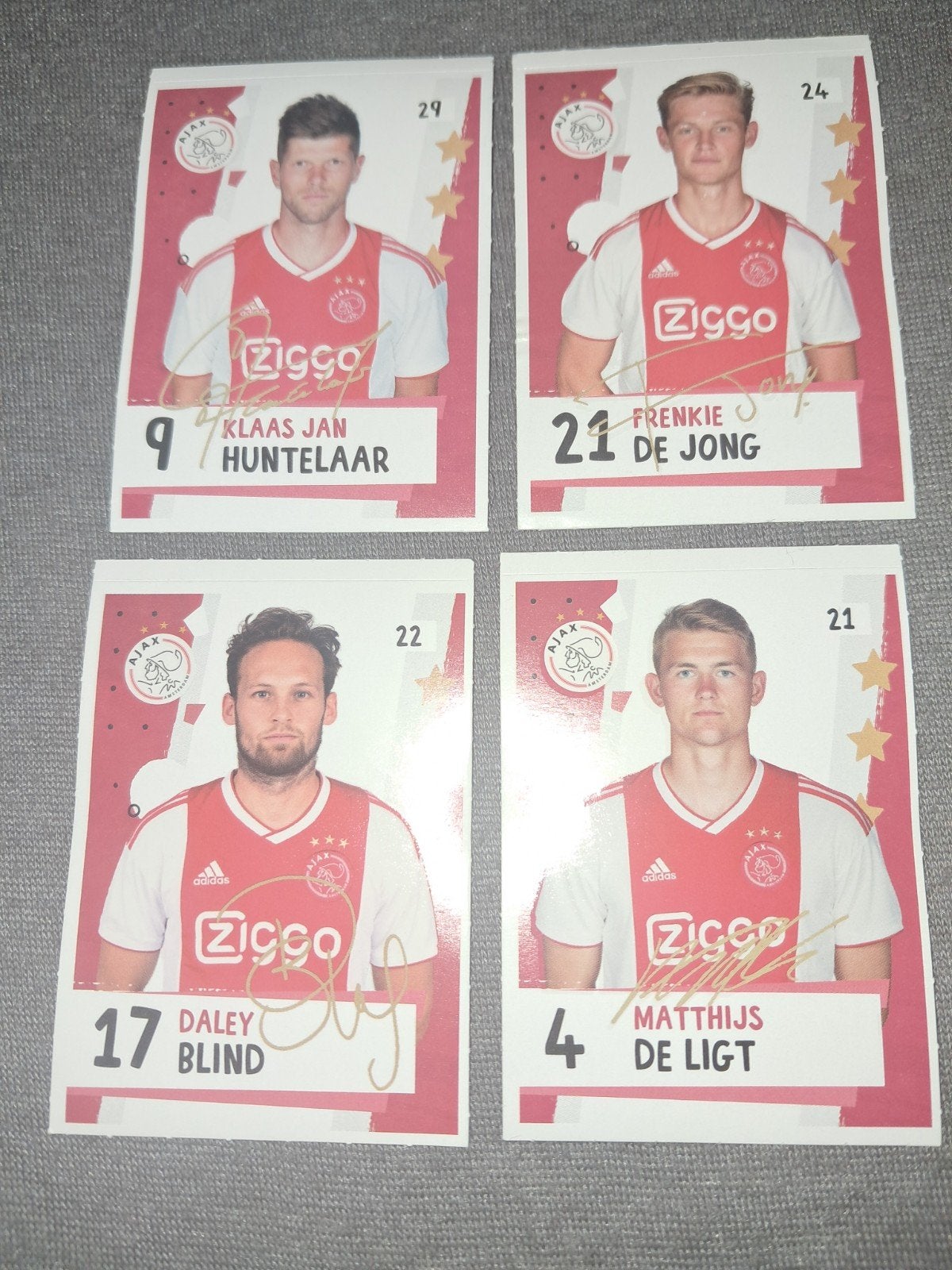 Eredivisie Voetbalplaatjes 2018-2019. Ajax., Ophalen of Verzenden, Zo goed als nieuw, Meerdere stickers