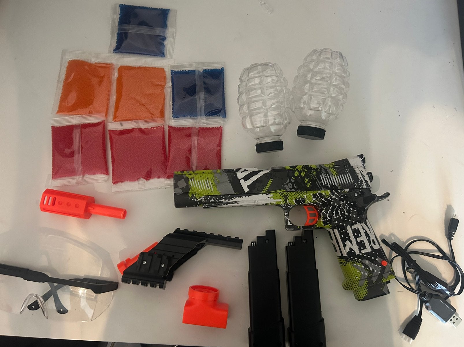 Mooie elektrische gel blaster zo goed als nieuw, Ophalen of Verzenden, Zo goed als nieuw, Elektrisch, Overige merken