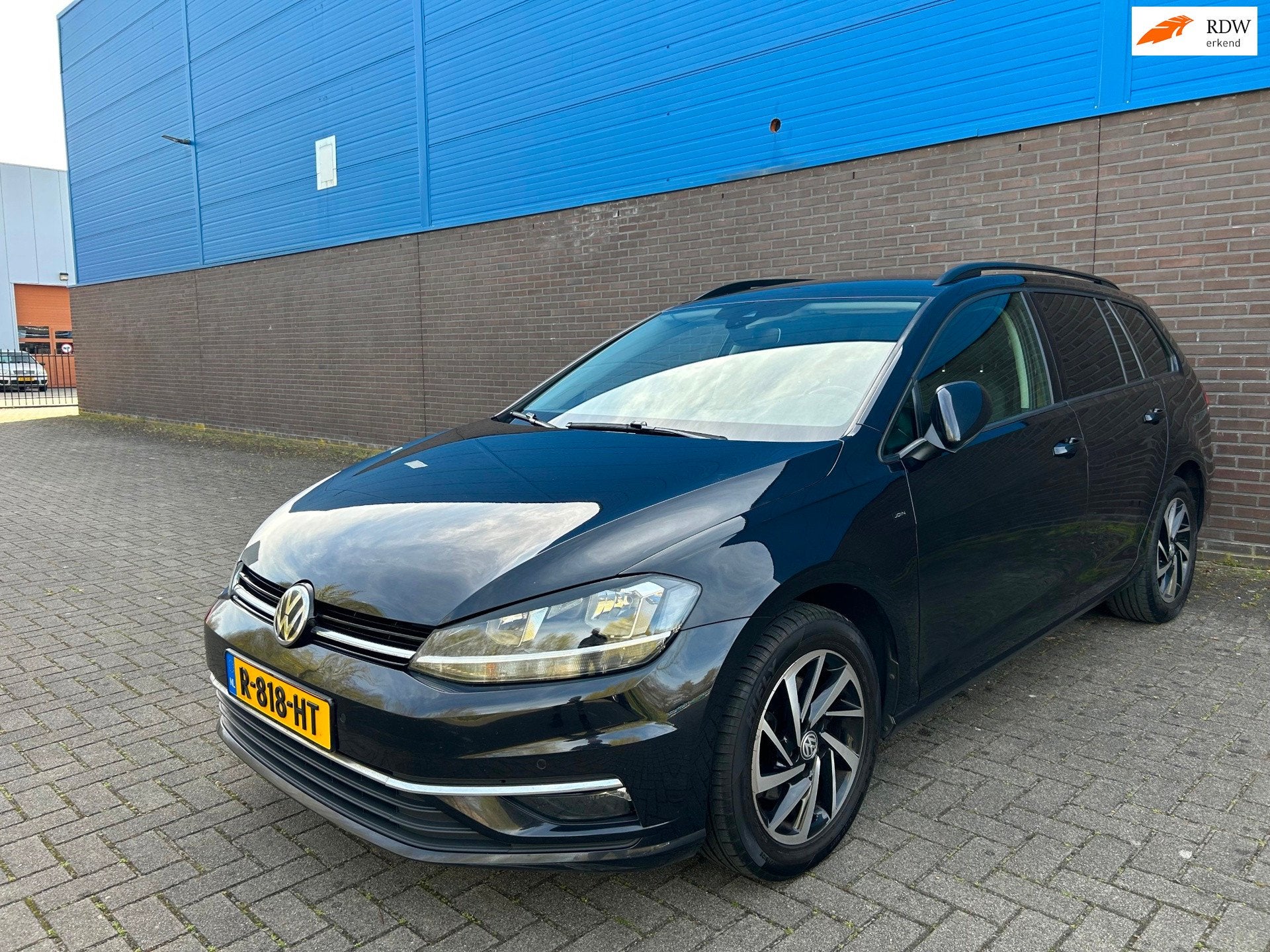 Volkswagen Golf Variant 1.5 TSI Highline Business R | Camera, Auto's, 4 cilinders, 150 pk, Zwart, 690 kg