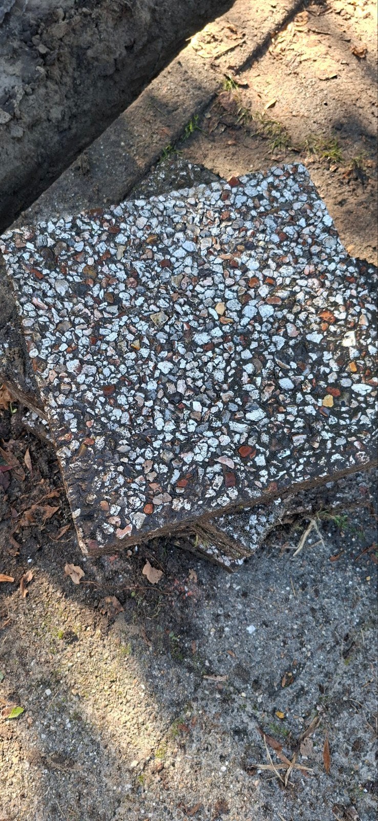 Gratis af te halen grindtegels. Ruim 20m2., Tuin en Terras, Ophalen, Gebruikt