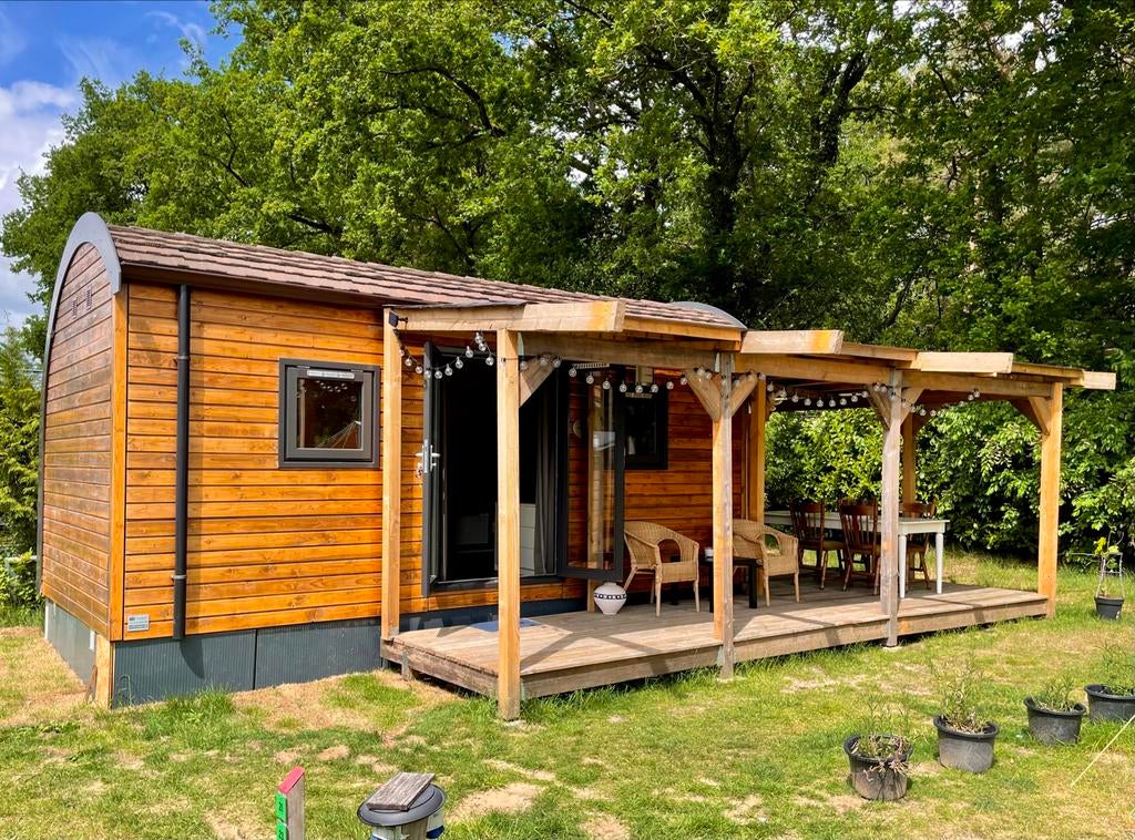 Vakantiehuisje te huur, In bos, Recreatiepark, 1 slaapkamer, Chalet, Bungalow of Caravan