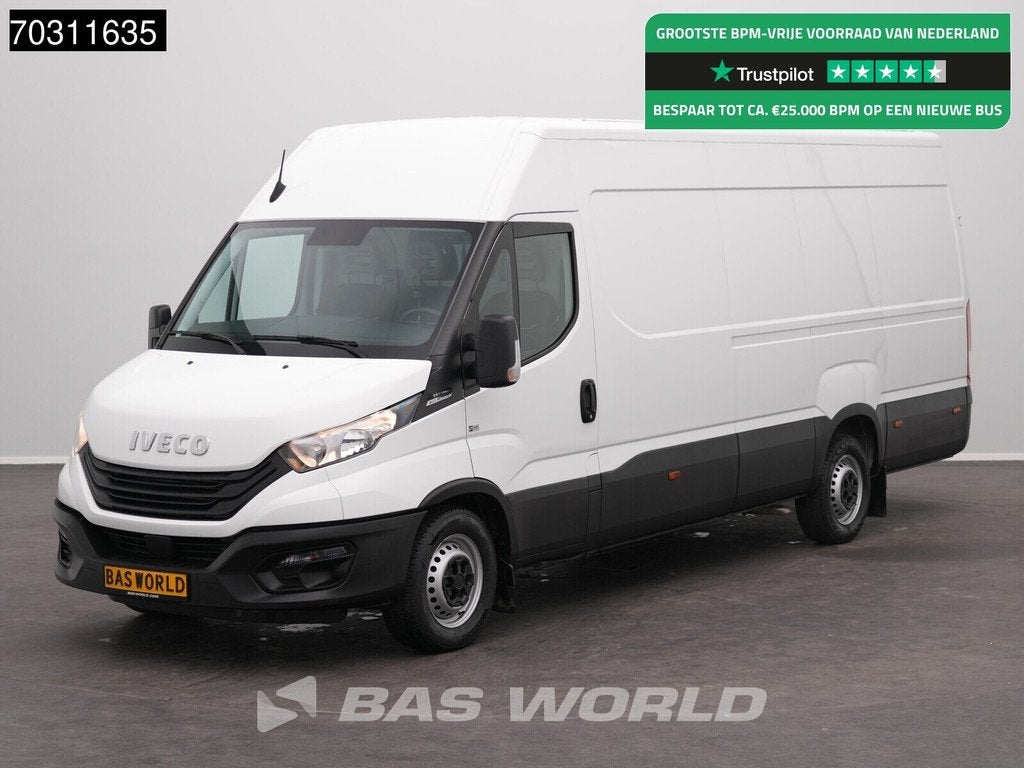 Iveco Daily 35S16 Automaat L3H2 3,5t Trekgewicht 160PK Airco, Auto's, Automaat, Stof, Gebruikt, Euro 6