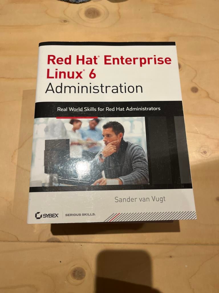 Red Hat Enterprise Linux 6 Administration Boek, Boeken, Informatica en Computer, Ophalen of Verzenden, Gelezen, Besturingssystemen