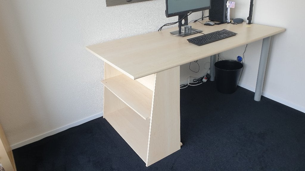 Bureau, Beuken fineer, 160x80x75 (T.e.a.b.), Gebruikt, 150 cm, Spaanplaat of MDF, Overige merken