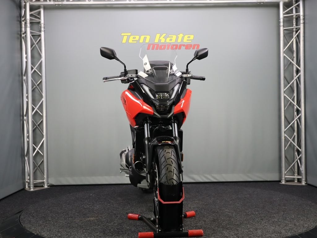 Honda NC 750 X DCT, 745 cc, Bedrijf, Meer dan 35 kW, Toermotor