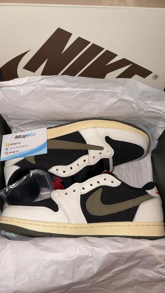 Jordan 1 Travis Scott - Diverse kleuren en maten, Ophalen of Verzenden, Nieuw, Overige kleuren, Sneakers of Gympen