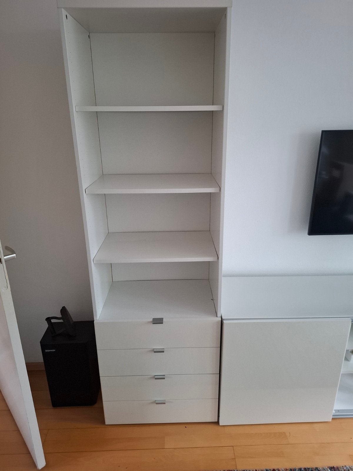 Ikea wandmeubel, Besta, met glazen afdekplaat en opbergruim, Ophalen, Gebruikt, 150 tot 200 cm, Overige houtsoorten