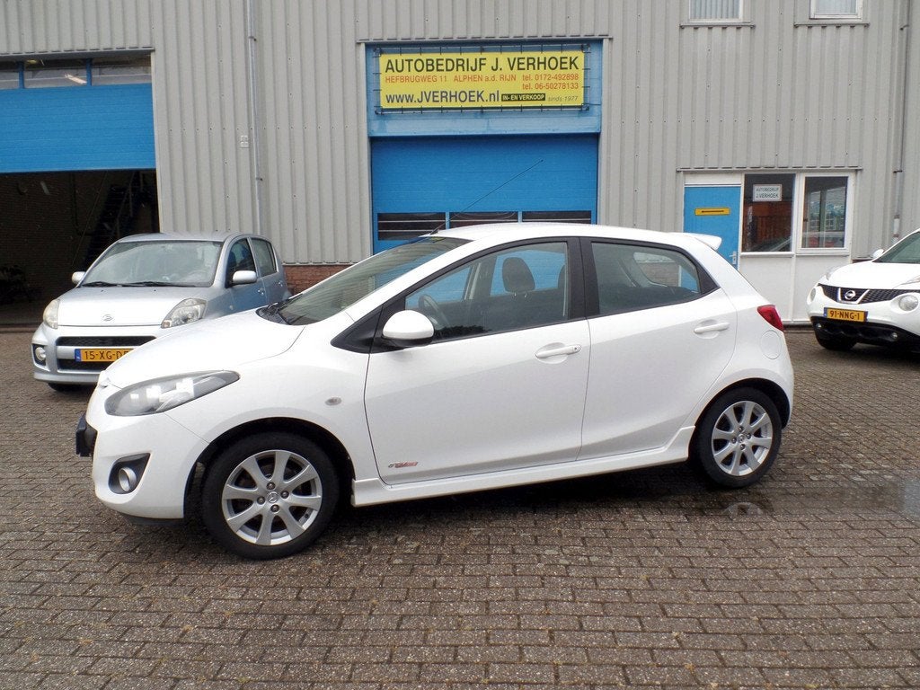 Mazda 2 1.3 BIFUEL GT-M Line km 135558, Voorwielaandrijving, Euro 5, Stof, 4 cilinders