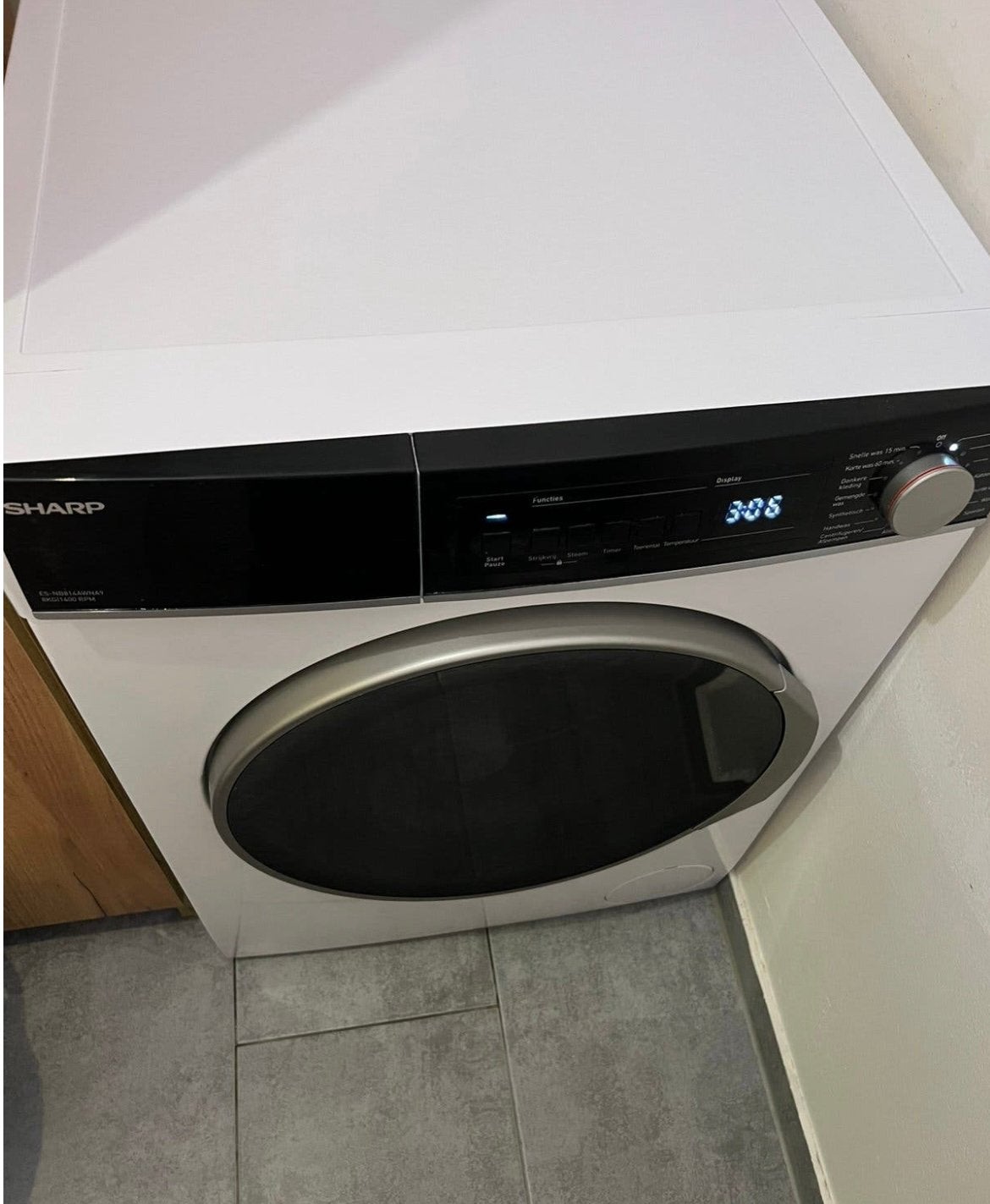 Wasmachine Sharp, Ophalen, 1200 tot 1600 toeren, 8 tot 10 kg, Zo goed als nieuw
