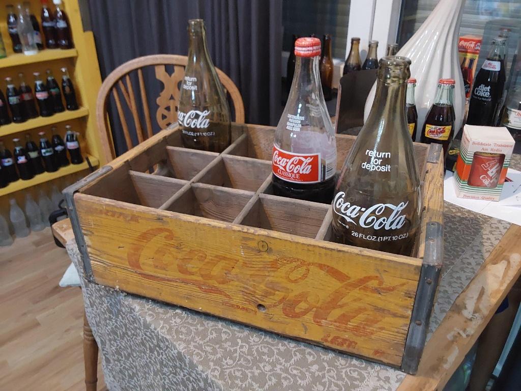 Coca Cola oude Krat van hout met 3 Grote flessen, Verzamelen, Ophalen of Verzenden