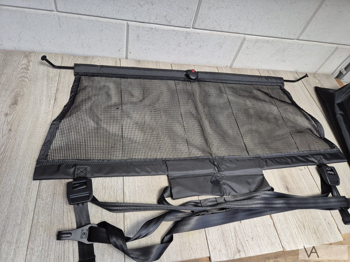 Lynk & co 01 2020 - 2025 rolhoes net hondennet hondenrek, Gebruikt, -, Overige automerken, -