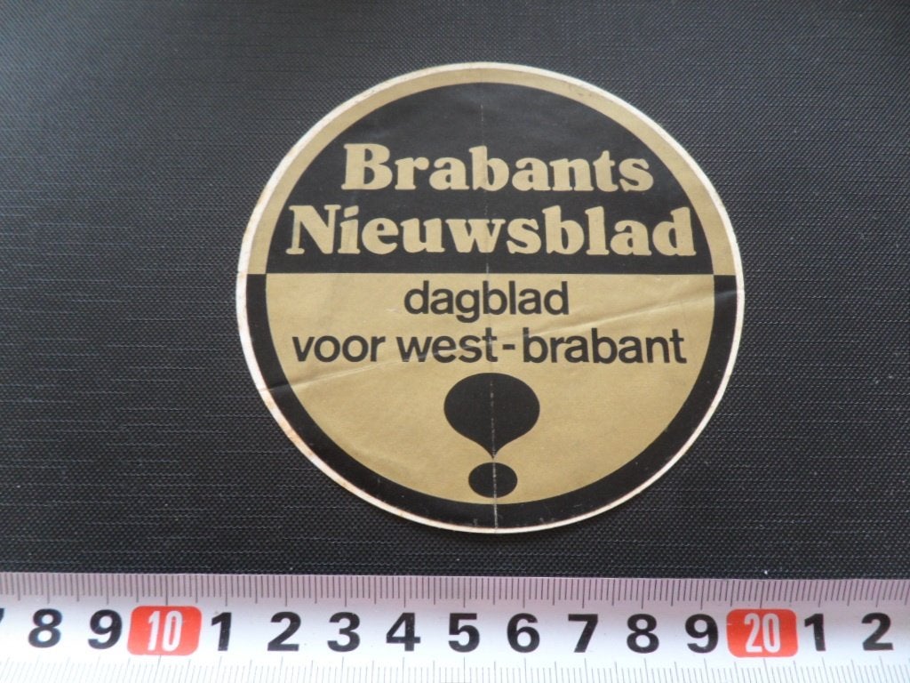 sticker krant brabants nieuwsblad dagblad west-brabant *, Ophalen, Zo goed als nieuw