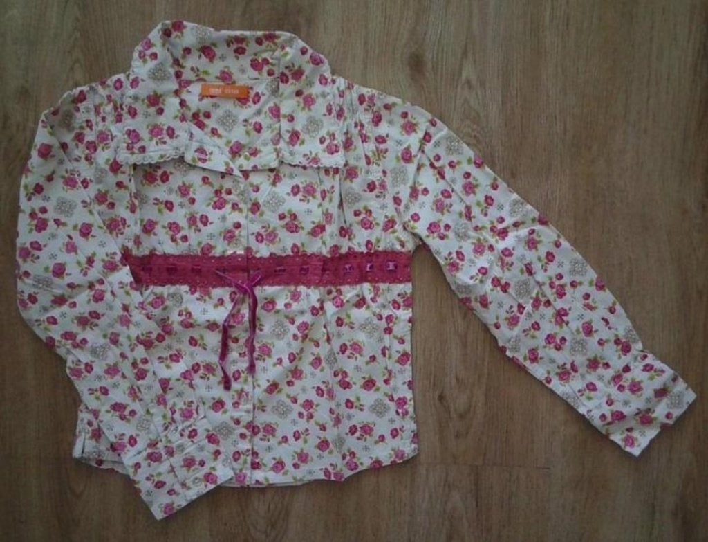 Blouse Hema mt 122/128, Kinderen en Baby's, Kinderkleding | Maat 122, Meisje, Overhemd of Blouse, Ophalen of Verzenden, Zo goed als nieuw