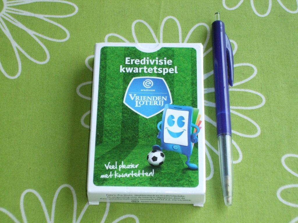 Eredivisie kwartetspel - uitgegeven door de vriendenloterij, Verzamelen, Ophalen of Verzenden, Zo goed als nieuw, Kwartet(ten)