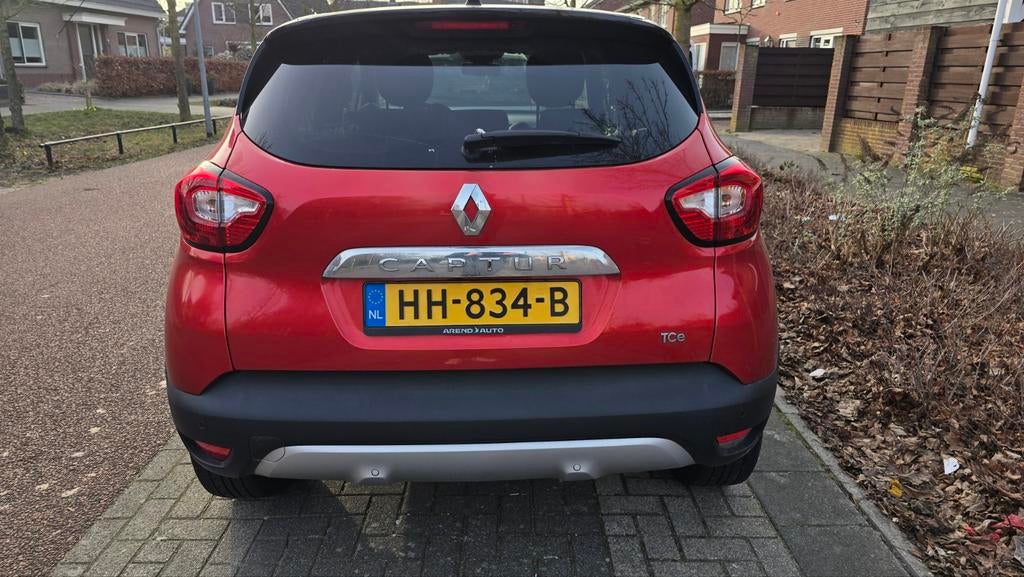 Renault Captur 0.9 TCE 90 2015 Rood, Auto's, Voorwielaandrijving, 898 cc, 49 €/maand, 1200 kg