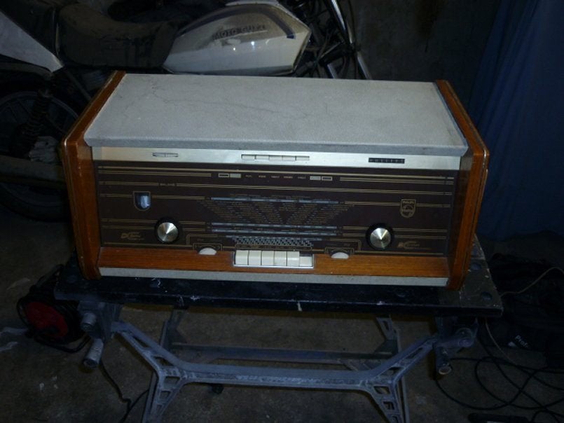 plano radio speelt, Ophalen