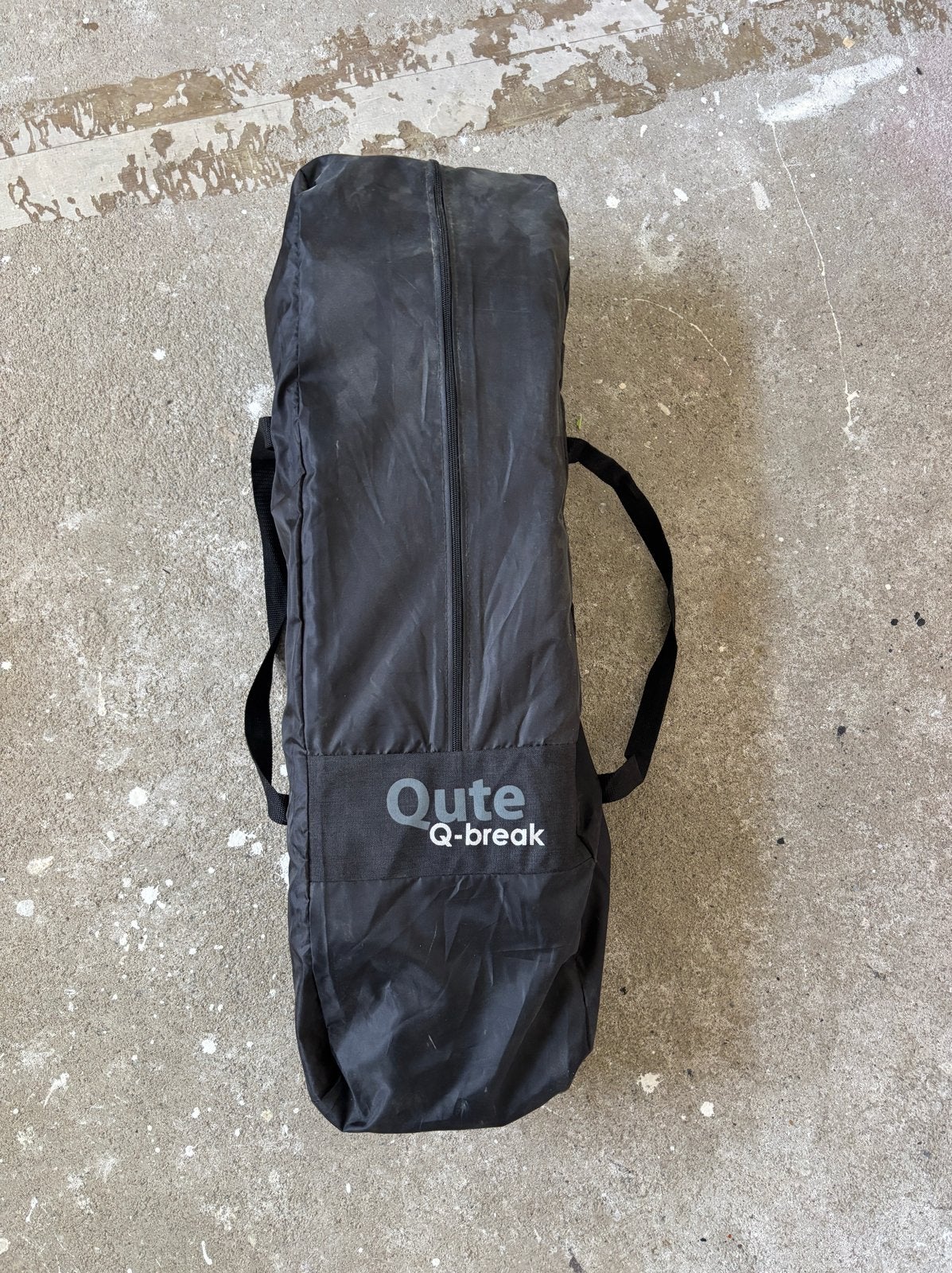 Qute Q-break campingbedje + dik matras, Ophalen, Zo goed als nieuw, Rechthoekig, Wieltjes