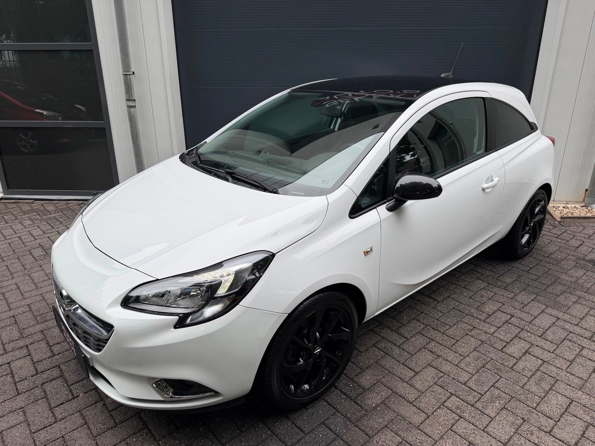 Opel Corsa 1.4 Color Edition Airco/Cruise Control/Car Play/A, Auto's, Voorwielaandrijving, Dealer onderhouden, Gebruikt, 4 cilinders