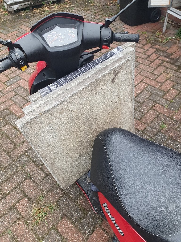 Stenen 60 bij 60 gevraagd, Ophalen, Zo goed als nieuw