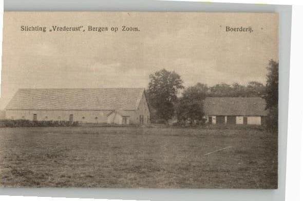 Bergen op Zoom Vrederust Boerderij, Verzamelen, Ansichtkaarten | Nederland, Verzenden, 1920 tot 1940, Ongelopen, Noord-Brabant