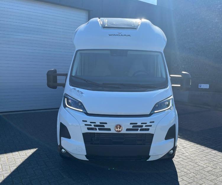 Wingamm Oasi 540 Black Edition Oasi 540 Black Edition, Caravans en Kamperen, Campers, Bedrijf, Diesel, Overige merken, Automaat
