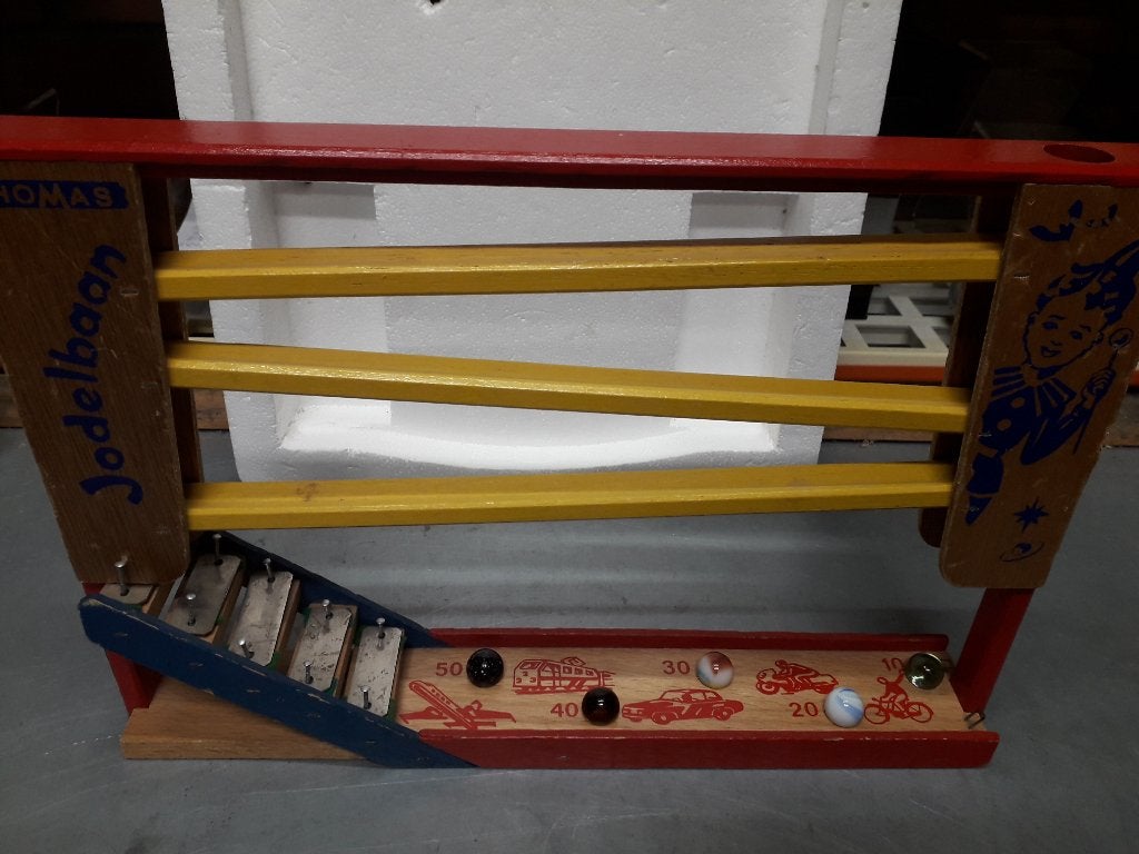 OUD HOUTEN HOMAS JODELBAAN KNIKKERSPEL in GOEDE STAAT, Antiek en Kunst, Ophalen of Verzenden