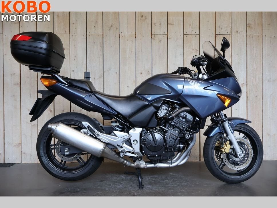 Honda CBF600SA (bj 2004), HONDA, 4 cilinders, Motorrijbewijs A, Bedrijf