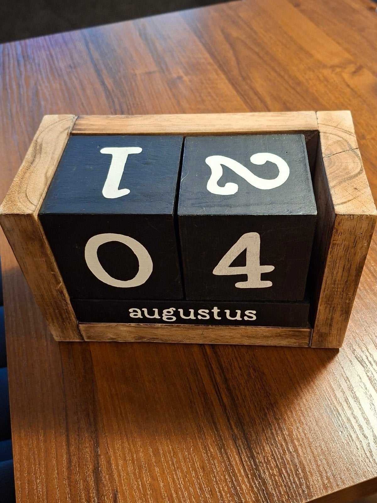 Houten eeuwigdurende kalender, Ophalen, Nieuw, Wandklok