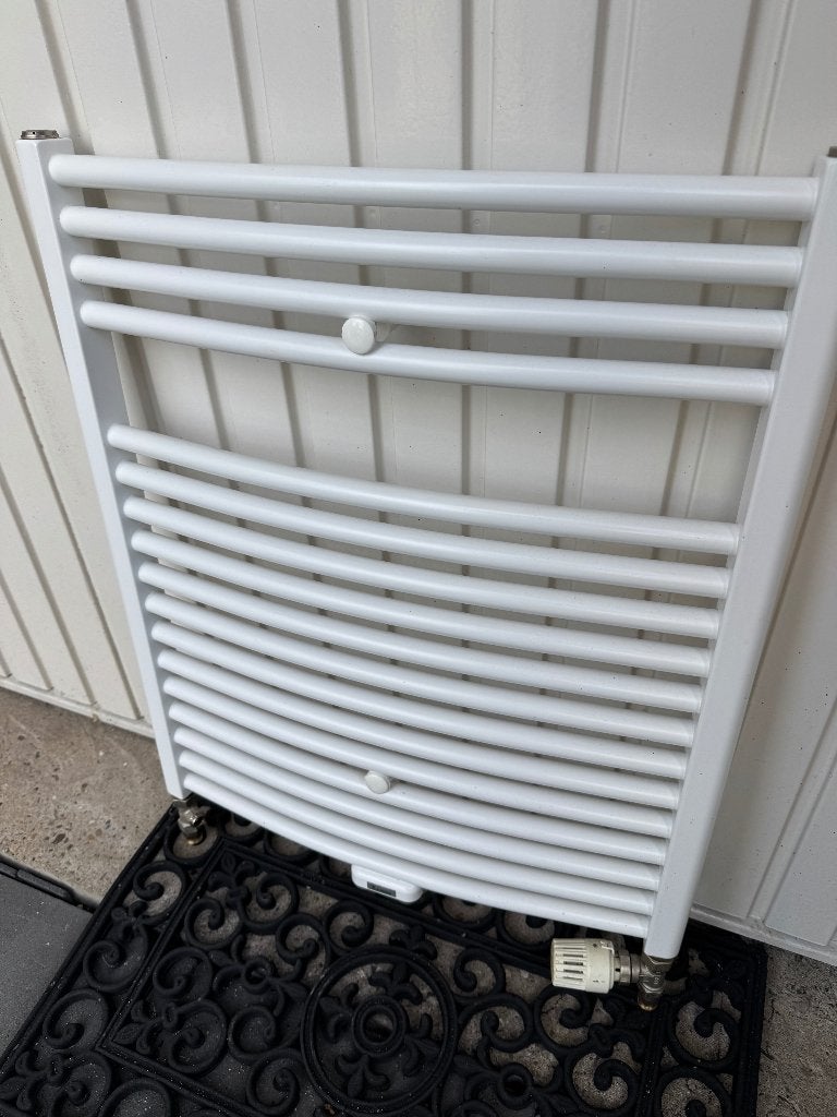 Design handdoek radiator van Vasco., Ophalen, 30 tot 80 cm, Radiator, Zo goed als nieuw