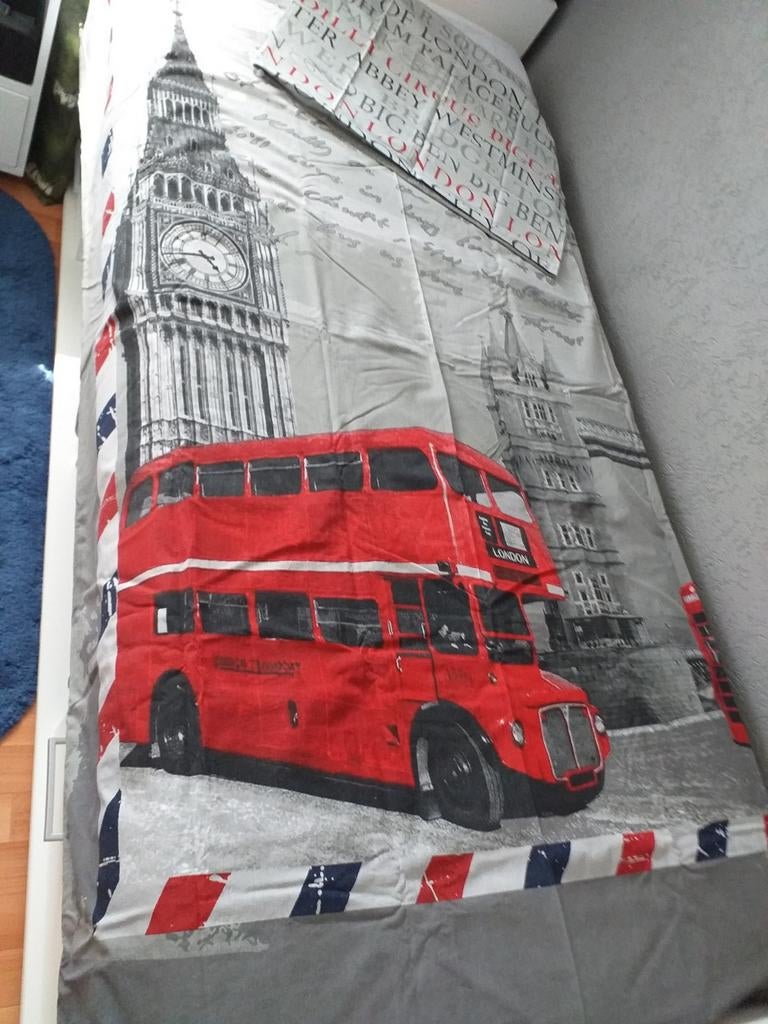 Dekbedovertrek Londen 140x200, Ophalen, Zo goed als nieuw, Eenpersoons, Dekbedovertrek