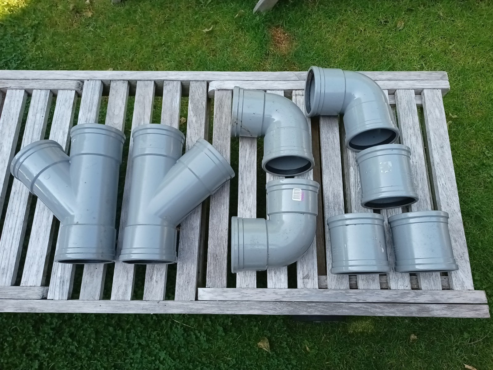 Martens PVC Koppelstukken 110mm met Rubber Afdichtingen, Doe-het-zelf en Verbouw, Buizen en Afvoer, Bochten, Pvc, Ophalen of Verzenden
