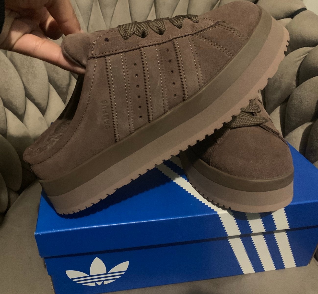 Adidas sloffen, Ophalen of Verzenden, Zo goed als nieuw, Pantoffels of Sloffen