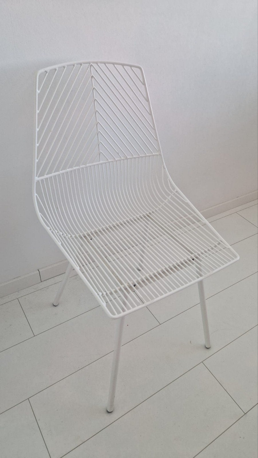 Moderne witte metalen stoel, Ophalen, Gebruikt, Wit, Metaal