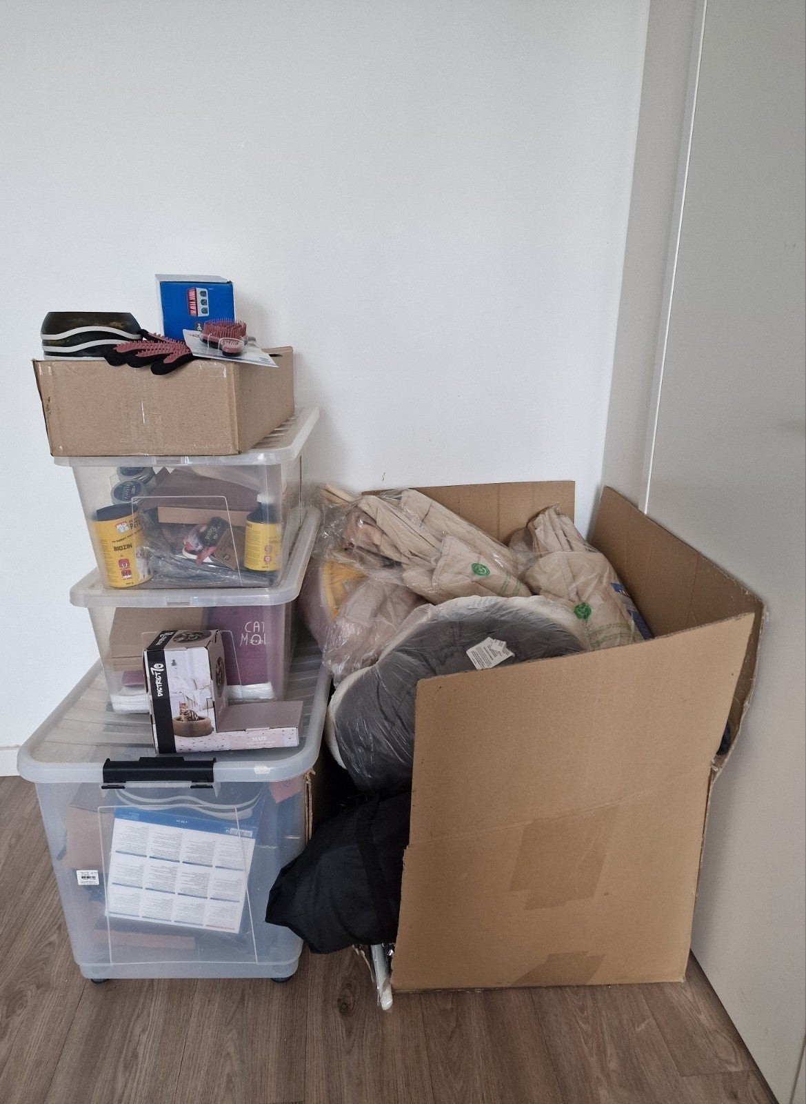 Partij luxe nieuwe kattenproducten – 4 dozen, Dieren en Toebehoren, Ophalen, Nieuw