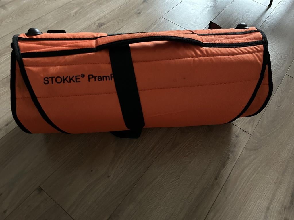 Stokke Prampack te huur, Sieraden, Tassen en Uiterlijk, Tassen | Reistassen en Weekendtassen, Ophalen, Gebruikt, Zwart, 30 cm of meer