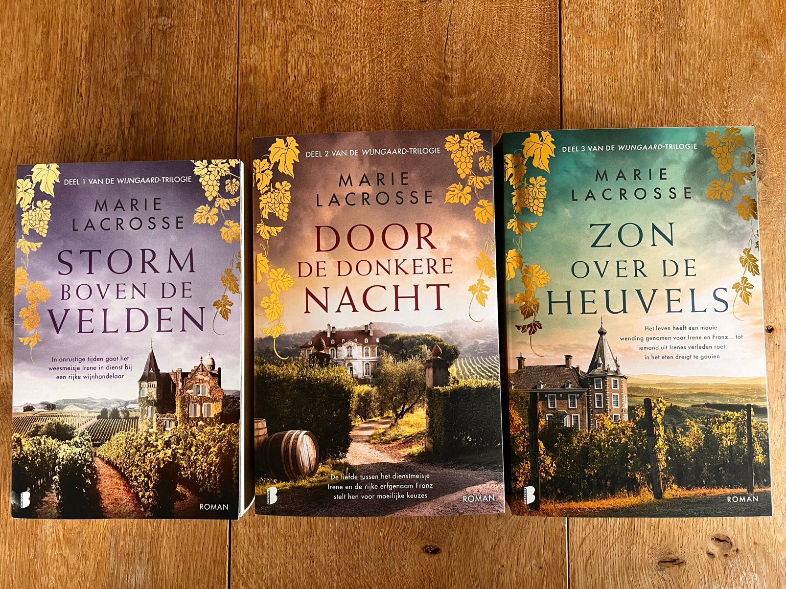 De Wijngaard-Trilogie / Marie Lacrosse, Ophalen of Verzenden, Zo goed als nieuw