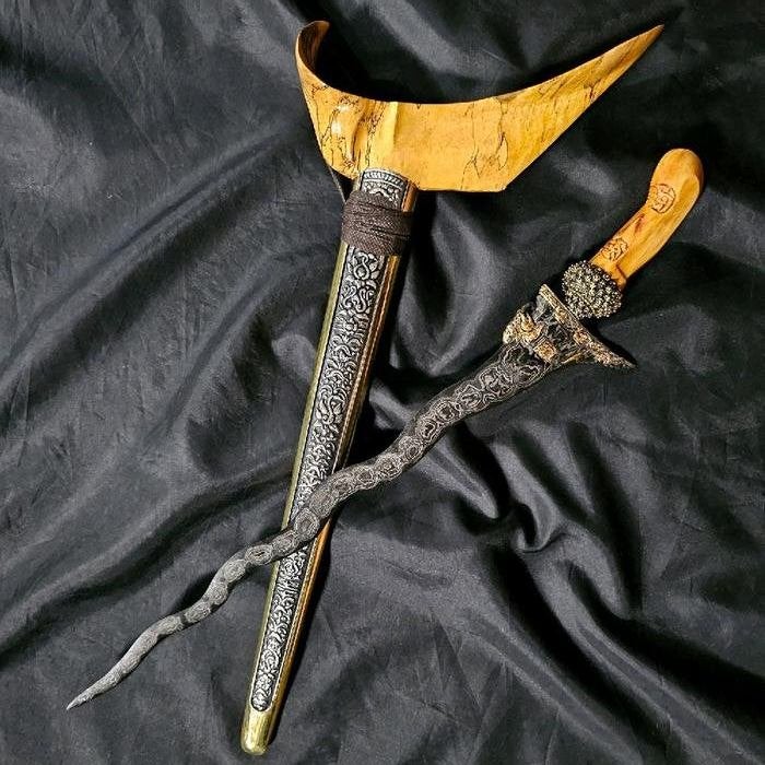 Keris Ganesha 9 Luk Melati Rinonce Kinatah Awar-Awar KNN80, Verzenden, Overige materialen, Indonesië, Meerkleurig
