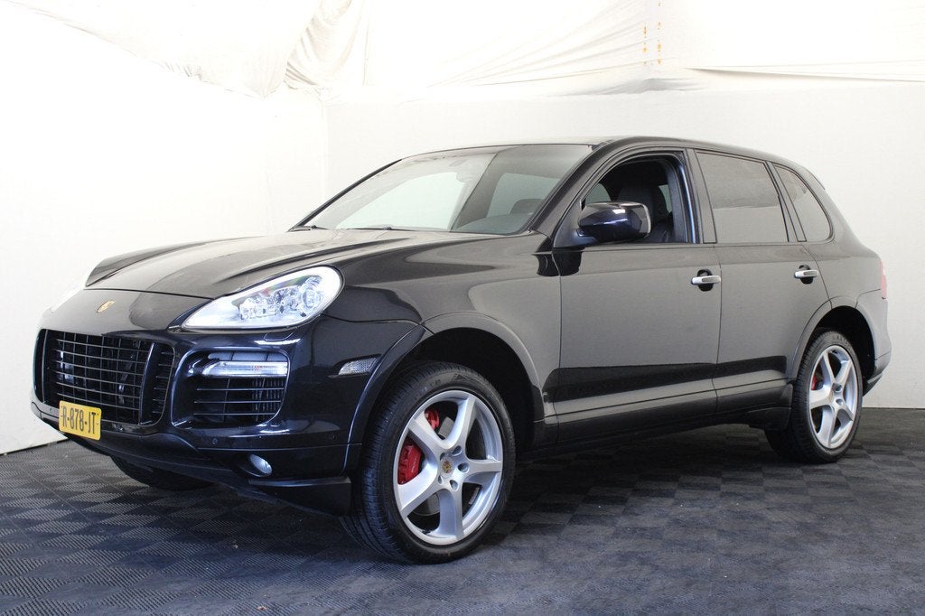 Porsche Cayenne 4.8 Turbo (bj 2007, automaat), Auto's, Porsche, Automaat, Cayenne, Gebruikt, Zwart
