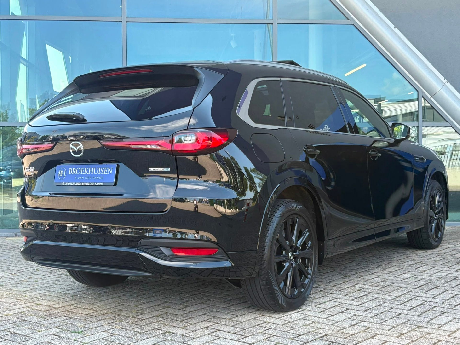 Mazda CX-80 2.5 e-SkyActiv PHEV 7p. Homura Plus 327pk Panora, Auto's, Mazda, Automaat, Dealer onderhouden, Gebruikt, CX-80
