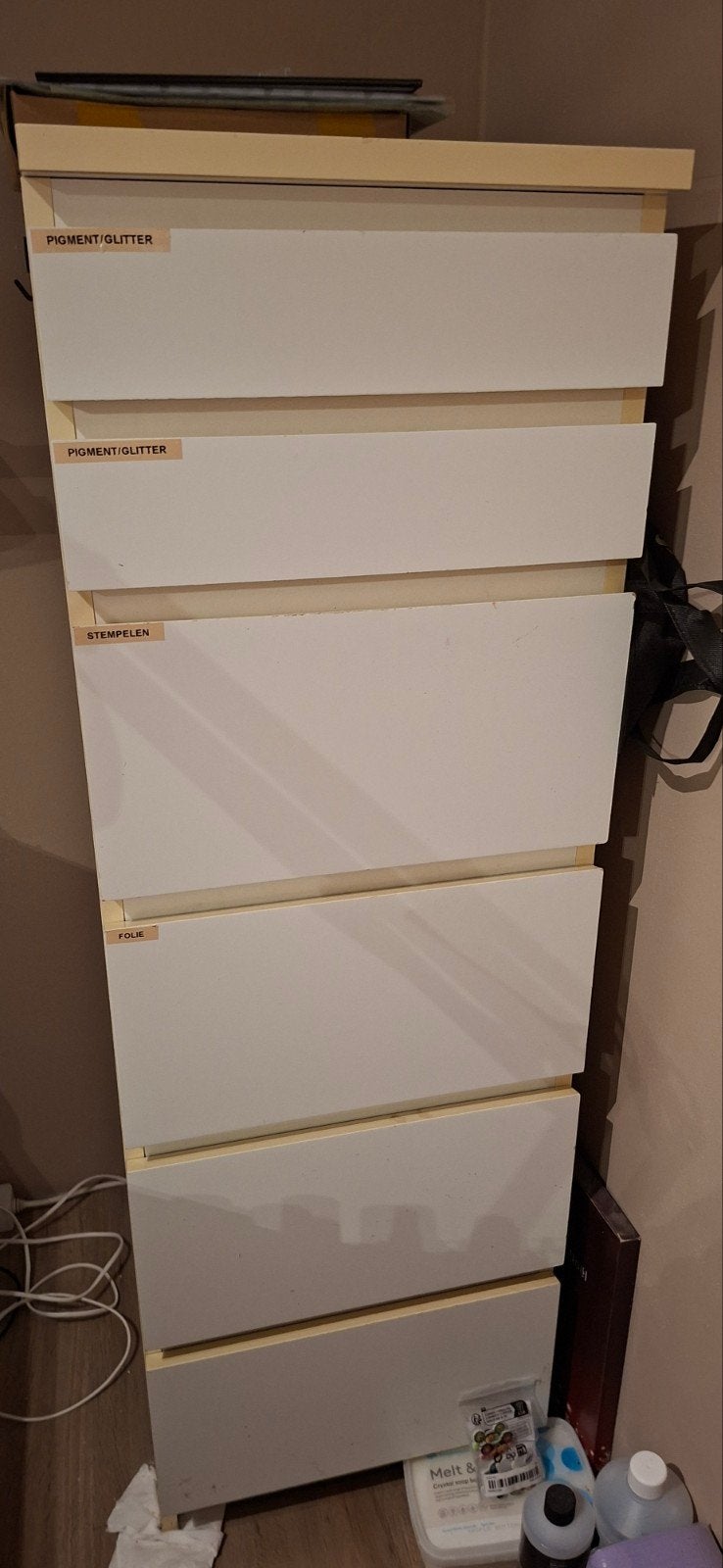 IKEA MALM Ladekast met spiegel 6 lades, 5 laden of meer, Ophalen, Gebruikt, 25 tot 50 cm