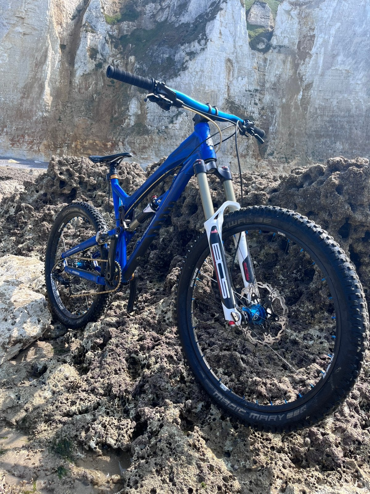 Intense uzzi industrie nine sram x-0, Fully, Zo goed als nieuw, Schijfrem, Ophalen
