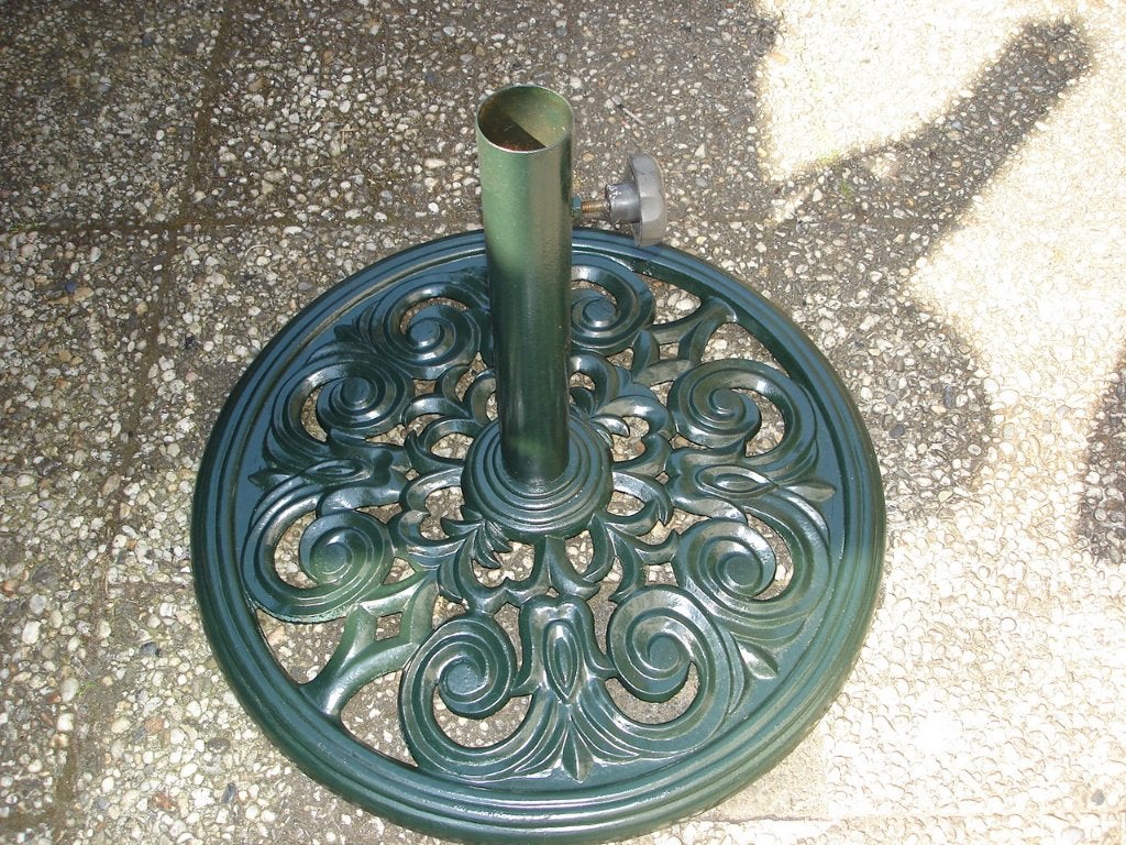 Prachtige donkergroene Parasolvoet (rond 60), Tuin en Terras, Ophalen, Gebruikt, Kantelbaar, Overige typen